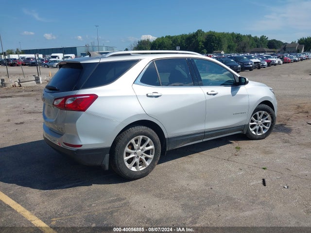 Chevrolet EQUINOX LT 2018 2GNAXSEVXJ6141626 Image 4