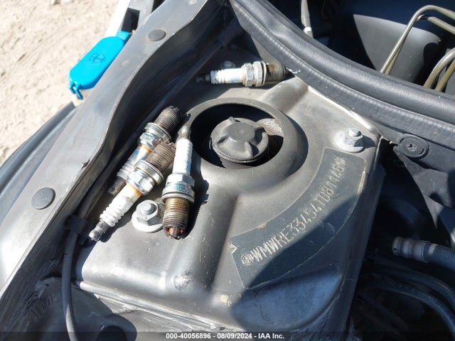 2004 MINI COOPER S WMWRE33454TD81146 Photo 5