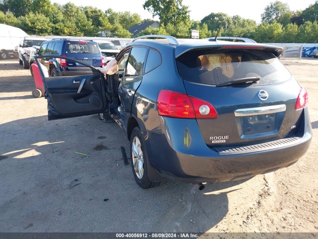 Nissan Rogue Select S 2015 JN8AS5MV6FW250886 Image 3
