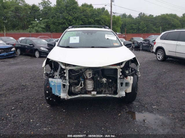 Toyota RAV4 LE 2018 JTMBFREV4JJ188842 Image 6
