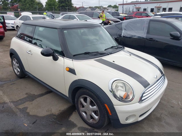 2009 MINI COOPER WMWMF33549TW74539 Photo 0