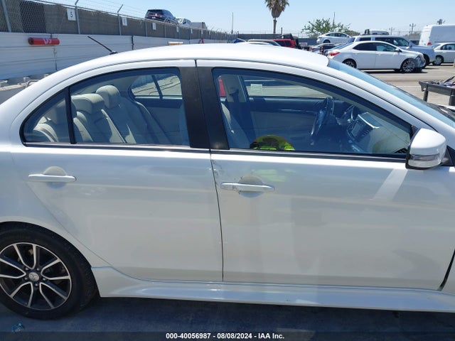JA32U2FU8HU009020 Mitsubishi LANCER ES