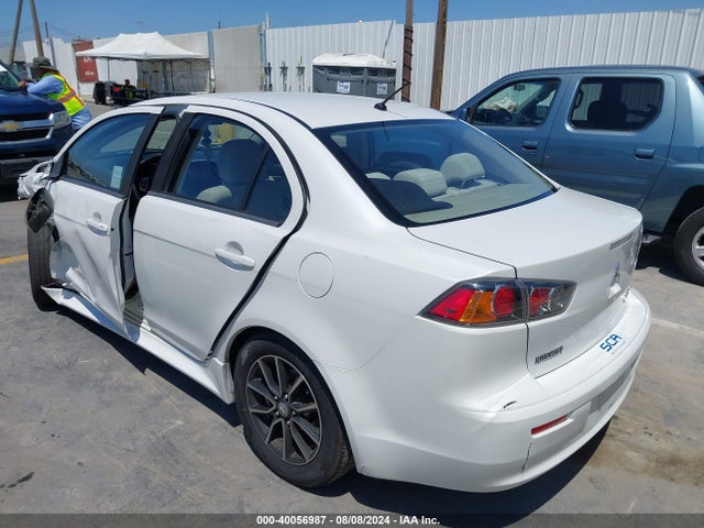2017 MITSUBISHI LANCER JA32U2FU8HU009020 Photo 2