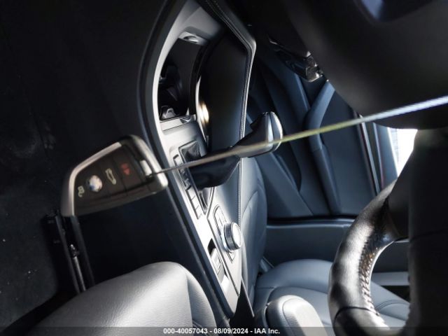 WBXHU7C38J5L08594 BMW X1 Sdrive28i