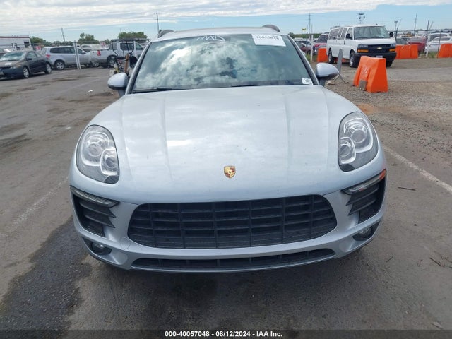 WP1AA2A53JLB00809 Porsche Macan