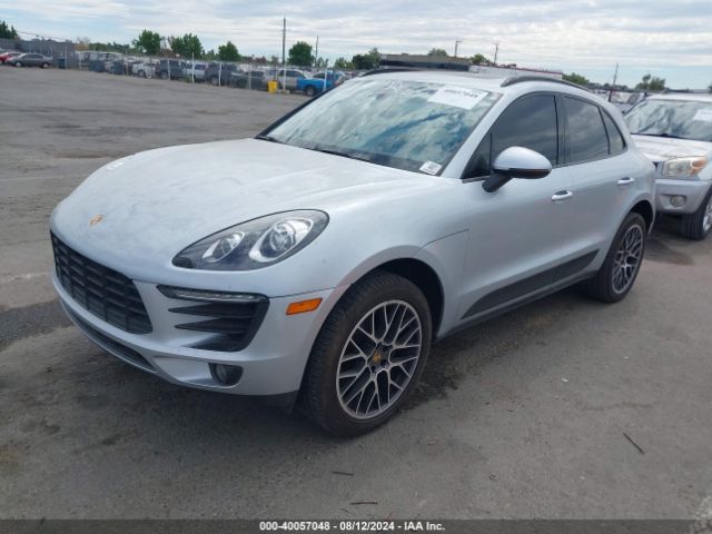 2018 PORSCHE MACAN WP1AA2A53JLB00809 Photo 1