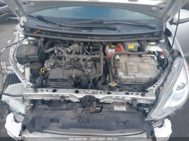 JTDKDTB31F1584174 Toyota Prius C One