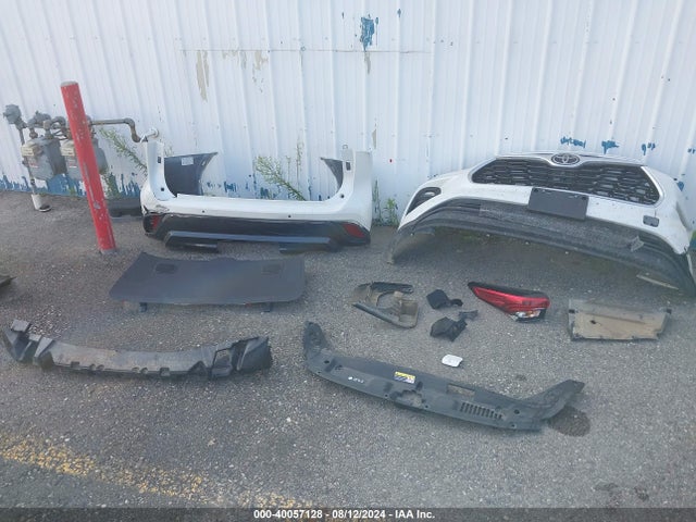 5TDDZRBH9MS098933 Toyota Highlander Limited