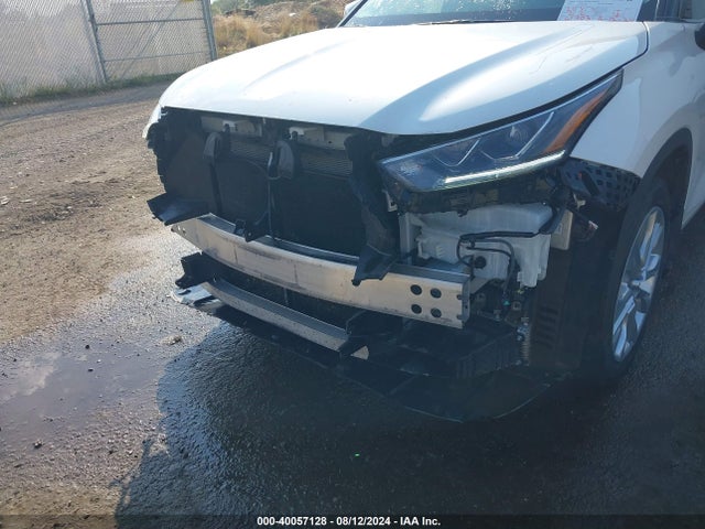 5TDDZRBH9MS098933 Toyota Highlander Limited