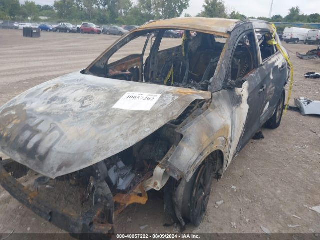 KM8J3CA46LU165834 Hyundai Tucson Value