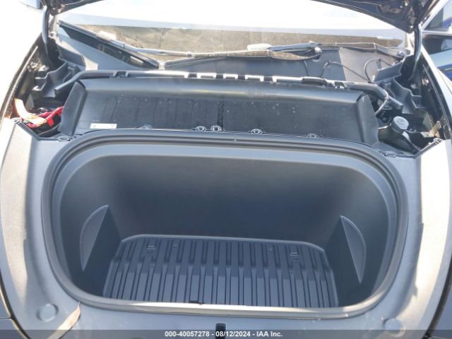 2024 TESLA MODEL Y 7SAYGDEE0RF129836 Photo 9
