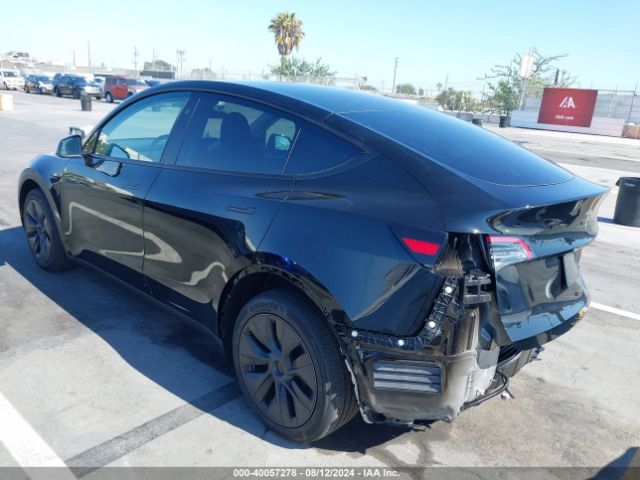 2024 TESLA MODEL Y 7SAYGDEE0RF129836 Photo 2