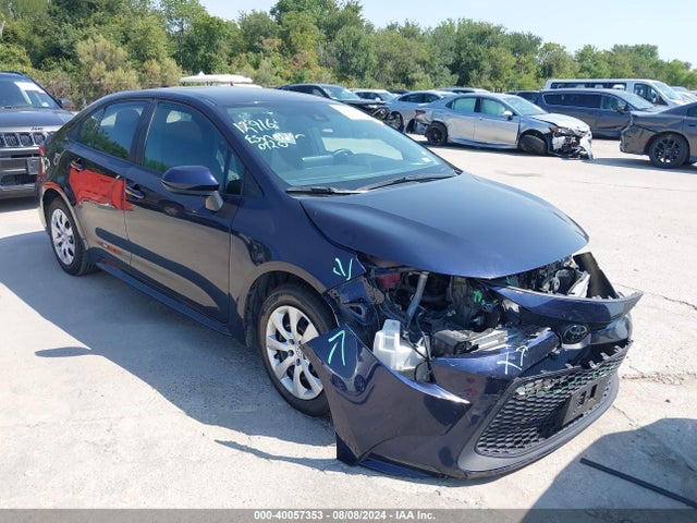 Toyota COROLLA LE 2022 5YFEPMAE3NP339092 zdjęcie główne