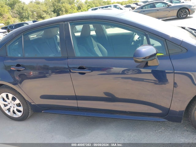Toyota COROLLA LE 2022 5YFEPMAE3NP339092 Image 13