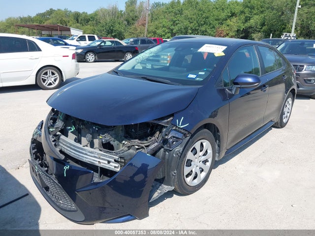 Toyota COROLLA LE 2022 5YFEPMAE3NP339092 Image 2