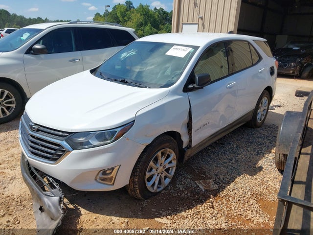 Chevrolet EQUINOX LS 2018 2GNAXHEVXJ6331204 Image 2