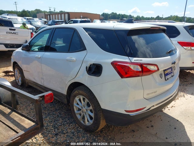 Chevrolet EQUINOX LS 2018 2GNAXHEVXJ6331204 Image 3