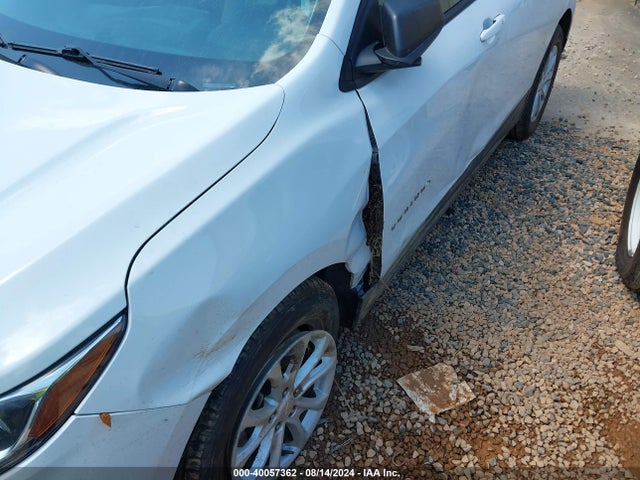 Chevrolet EQUINOX LS 2018 2GNAXHEVXJ6331204 Image 6