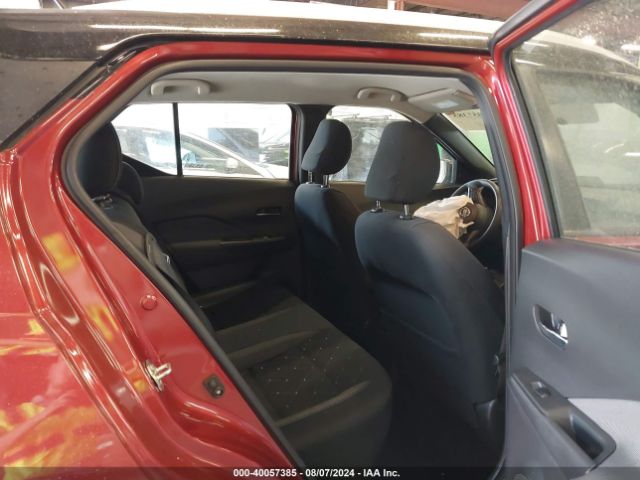 3N1CP5CU3KL565615 Nissan KICKS SV