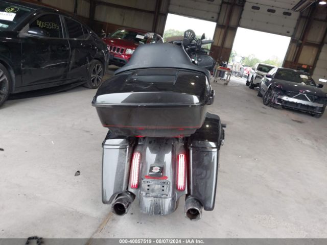 2018 HARLEY-DAVIDSON FLTRXSE 1HD1TCL10JB951823 Photo 5