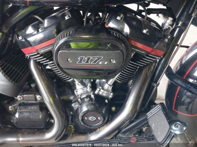 2018 HARLEY-DAVIDSON FLTRXSE 1HD1TCL10JB951823 Photo 7