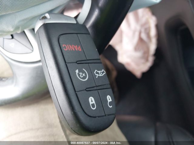 1C3CCCCG3FN707009 Chrysler 200 C