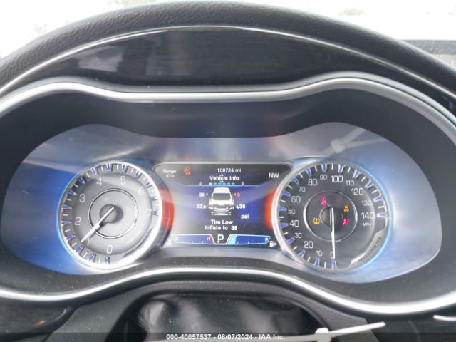 1C3CCCCG3FN707009 Chrysler 200 C