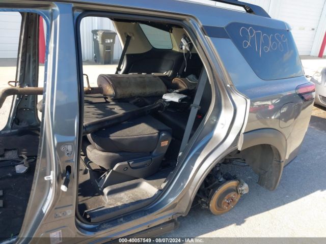 5N1DR3BC4NC222834 Nissan Pathfinder Sv 4wd