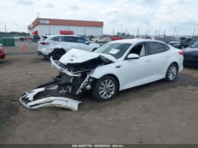 5XXGT4L39JG210745 KIA Optima Lx