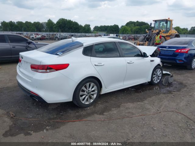 5XXGT4L39JG210745 KIA Optima Lx