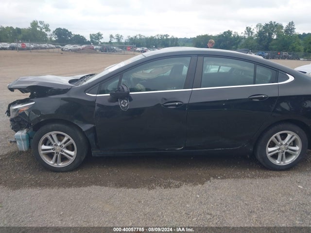 Chevrolet Cruze Lt Auto 2018 1G1BE5SM9J7212324 Image 15
