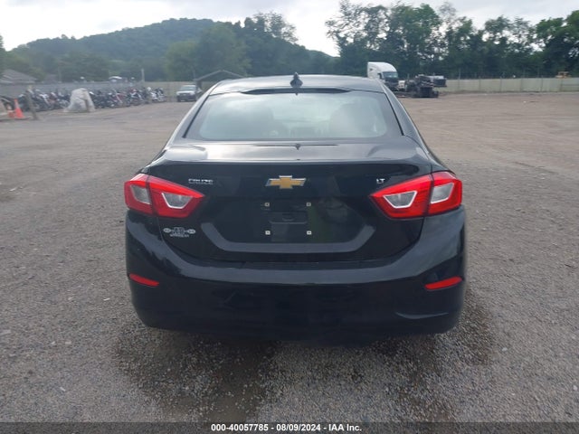 Chevrolet Cruze Lt Auto 2018 1G1BE5SM9J7212324 Image 17