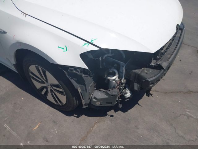 WVWPP7AUXGW915711 Volkswagen E-golf Sel Premium