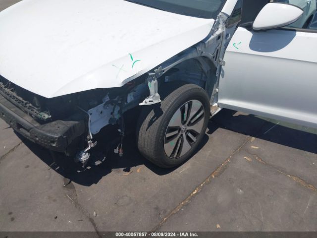 WVWPP7AUXGW915711 Volkswagen E-golf Sel Premium