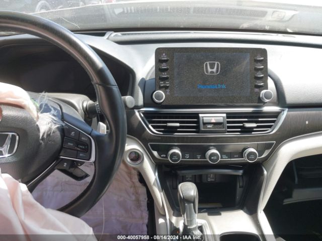 1HGCV1F95JA052201 Honda Accord Touring