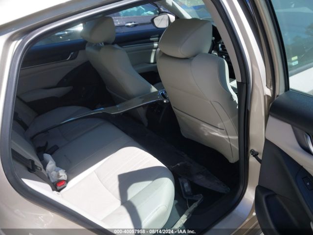 1HGCV1F95JA052201 Honda Accord Touring