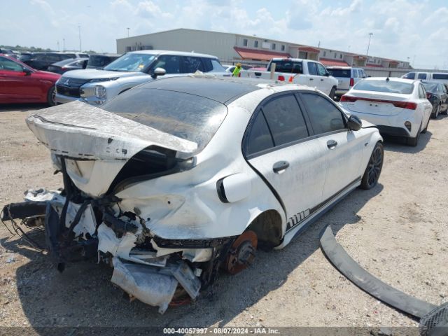 55SWF6EB3HU194346 Mercedes-Benz Amg C 43 4matic