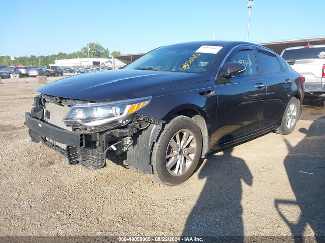 KIA Optima Lx 2018 KNAGT4L38J5235539 Image 2