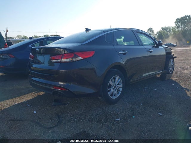 KIA Optima Lx 2018 KNAGT4L38J5235539 Image 4
