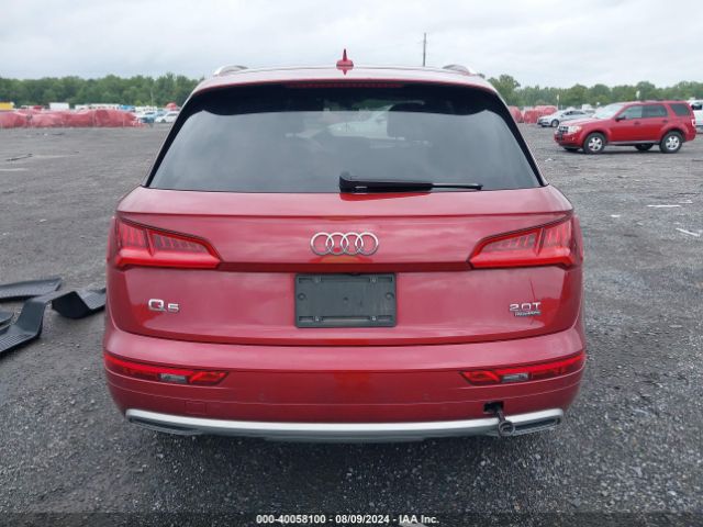 WA1BNAFY4J2063888 Audi Q5 2.0t Premium/2.0t Tech Premium