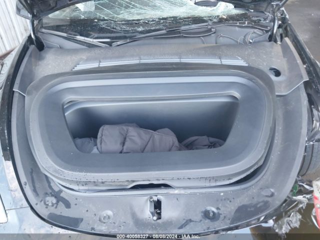 2024 TESLA MODEL Y 7SAYGDEE9RF981425 Photo 9