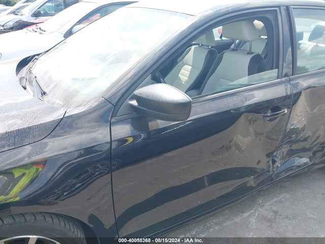3VWD17AJ0GM416438 Volkswagen Jetta 1.8t Sport