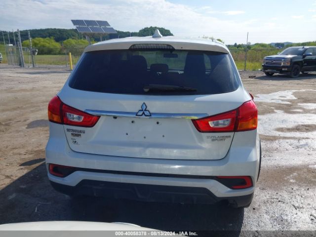JA4AR3AU4JZ029201 Mitsubishi Outlander Sport 2.0 Le