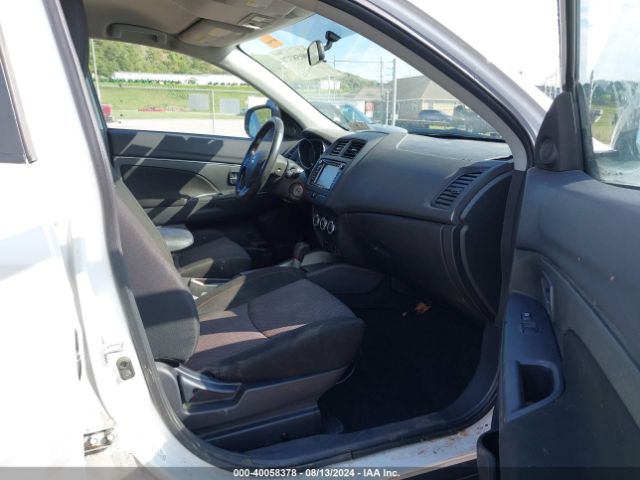 JA4AR3AU4JZ029201 Mitsubishi Outlander Sport 2.0 Le
