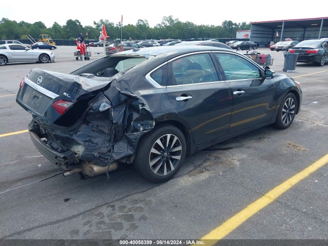 1N4AL3AP2JC213479 Nissan Altima 2.5 Sl