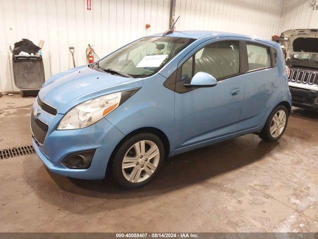 Chevrolet Spark 1lt Cvt 2015 KL8CD6S91FC723467 Image 2