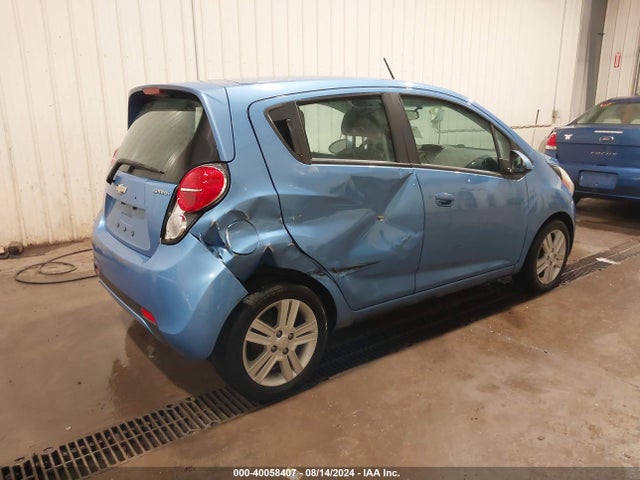 Chevrolet Spark 1lt Cvt 2015 KL8CD6S91FC723467 Image 4