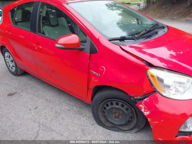 JTDKDTB36E1078936 Toyota Prius C One