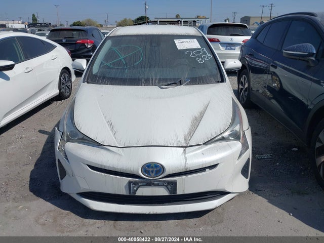 Toyota Prius Two Eco 2017 JTDKARFU6H3044132 Image 13