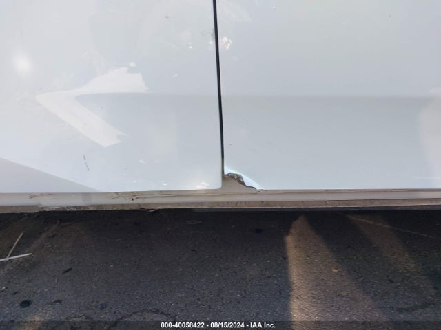 Toyota Prius Two Eco 2017 JTDKARFU6H3044132 Image 22